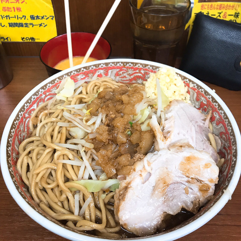 ラーメン メガ(ラーメン立川田田)