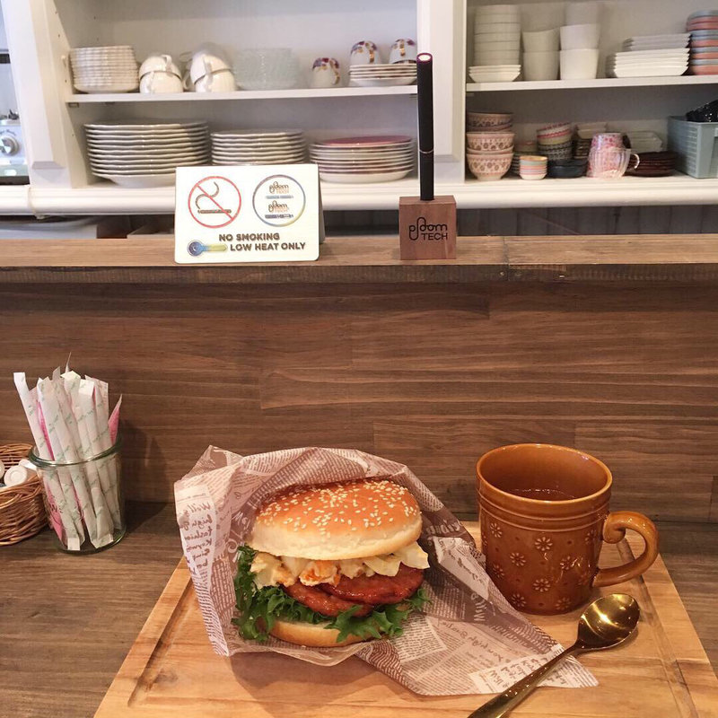 ハンバーガー(ベアーズカフェ)