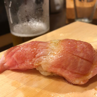 (鮨屋 とんぼ)