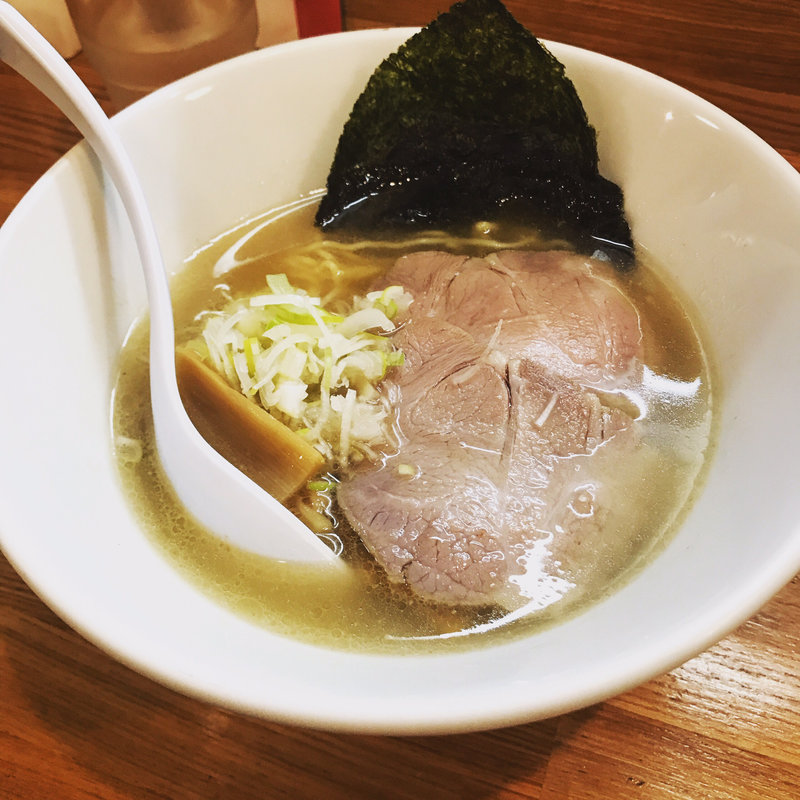 塩ラーメン(ピエ ドゥ コション （Pied de Cochon）)