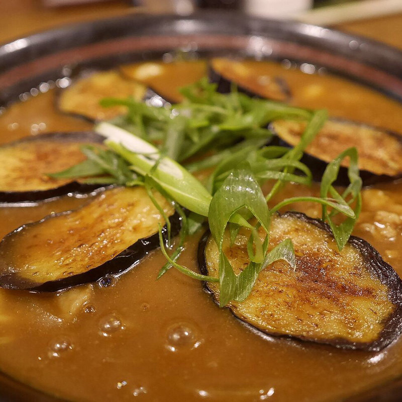 なすカレーうどん(うどん居酒屋 麦笑)
