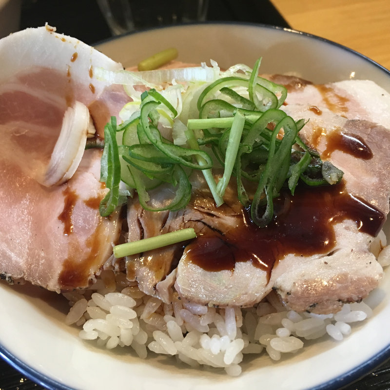 チャーシュー丼(麺屋 淳階屋)