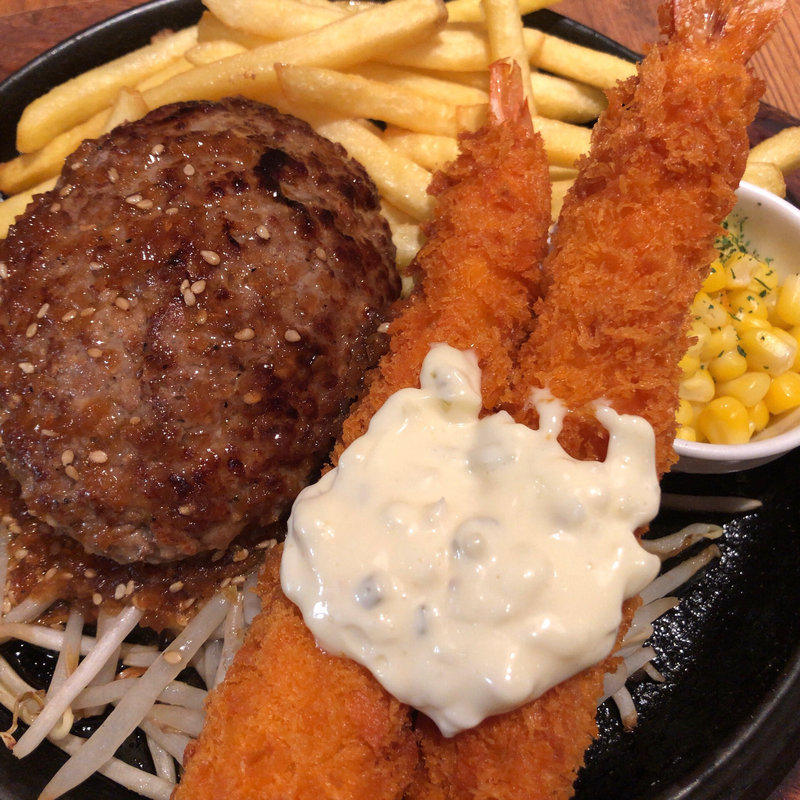 ハンバーグ(180g)海老フライ（2尾）(シェーンズバーグ 錦糸町店)