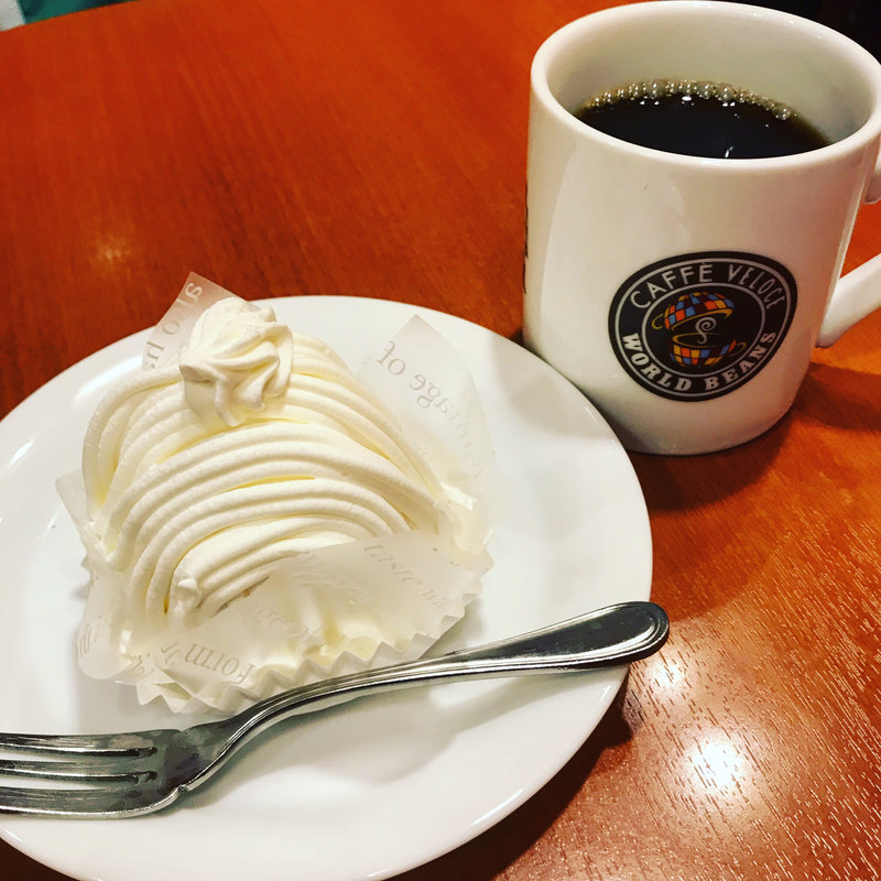 ホワイトモンブラン(カフェ・ベローチェ 綾瀬店)