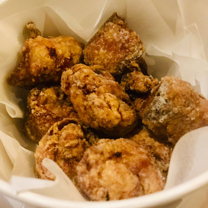 骨付き中津唐揚げ フルサイズ(Ashi Teishoku & Diner)