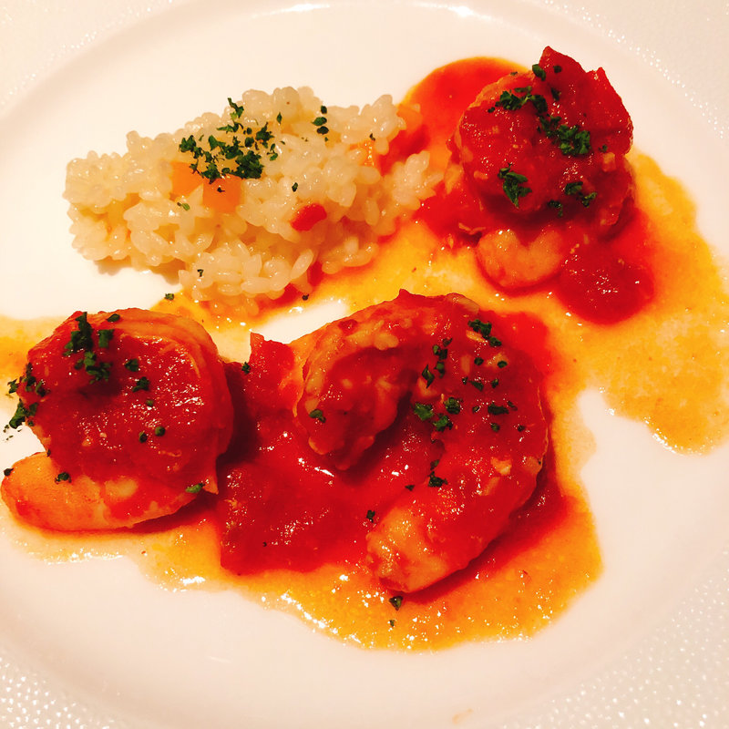 オマール海老 ショーソン仕立て アメリケーヌソース(Dining&Bar TABLE9TOKYO)