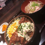 チキン南蛮丼&ミニ東京ラーメン(地鶏と焼酎 とりちゅう )