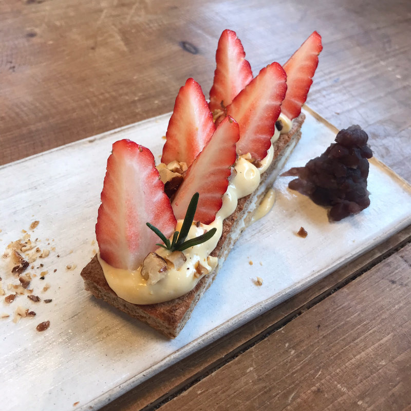 イチゴのタルト(つむる)