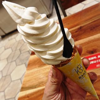 BAKEソフトクリーム(BAKE（ベイク） アトレ川崎店)
