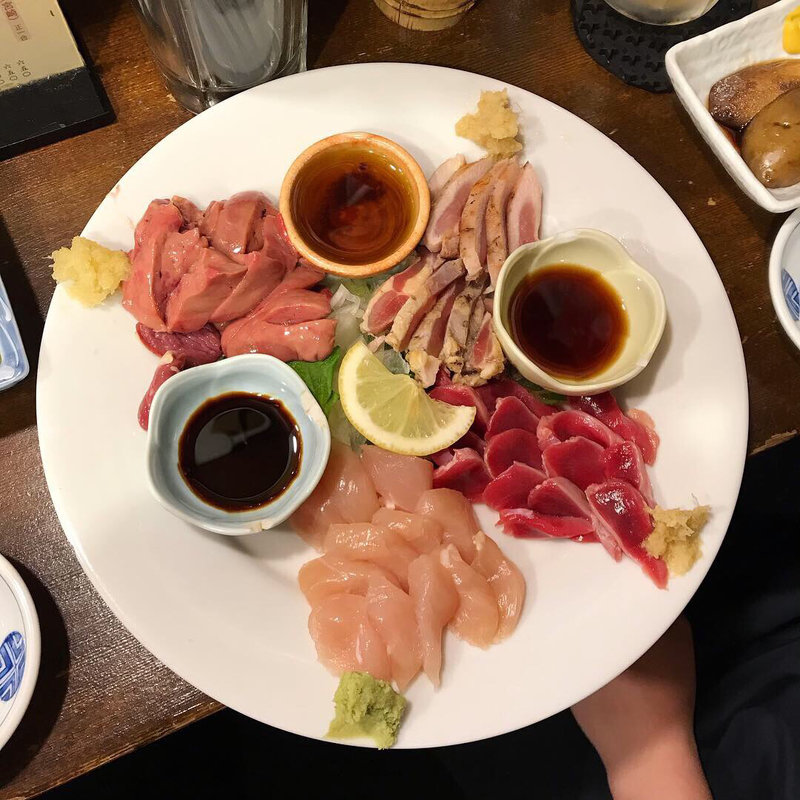 鶏刺身盛り合わせ(泪橋 )