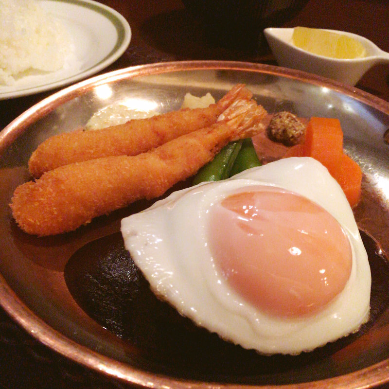 ハンバーグとエビフライ(さん源 （SANGEN）)