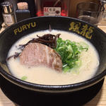 (とんこつラーメン 博多風龍 アメ村店)