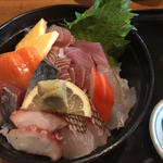 海鮮丼(やまがや )