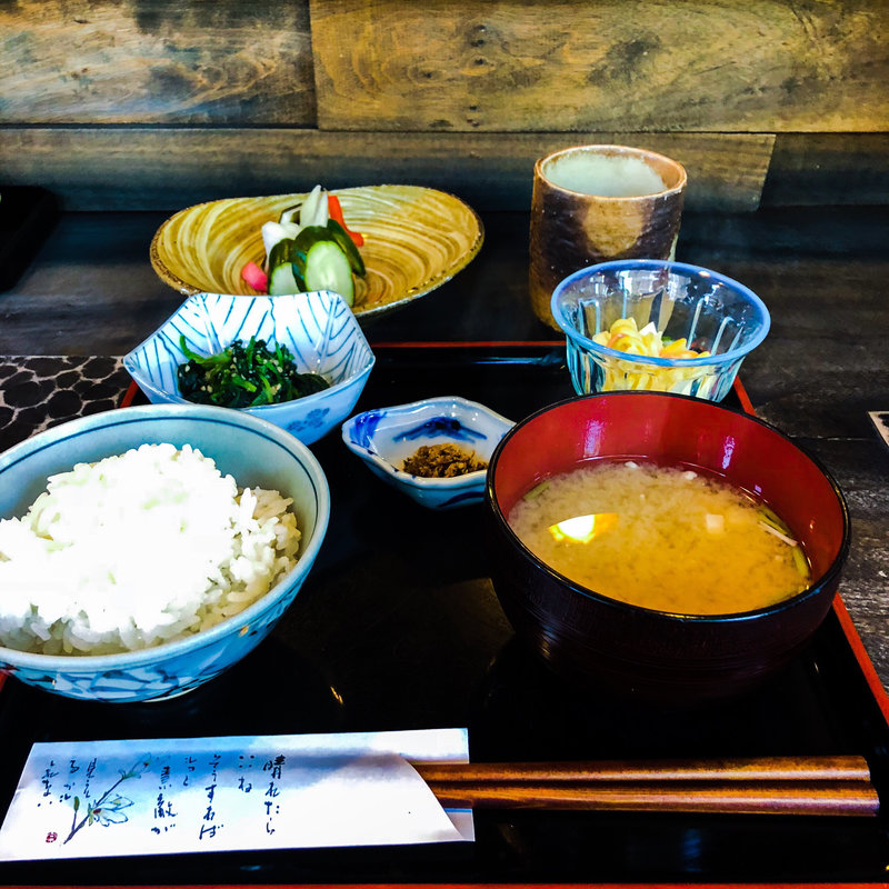 昼のランチ（ごはん、味噌汁、ぬか漬）(千束)