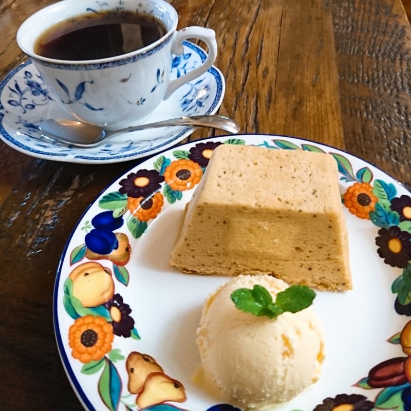 紅茶のチーズケーキ(Caffè Domènica)