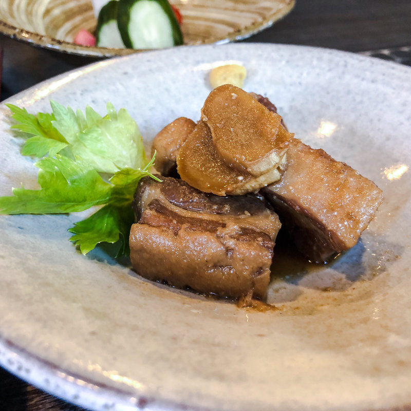 昼のランチ（角煮）(千束)