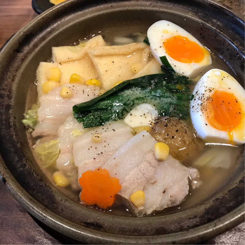 もち豚の塩バター肉じゃが(手しおごはん玄 中野坂上店)