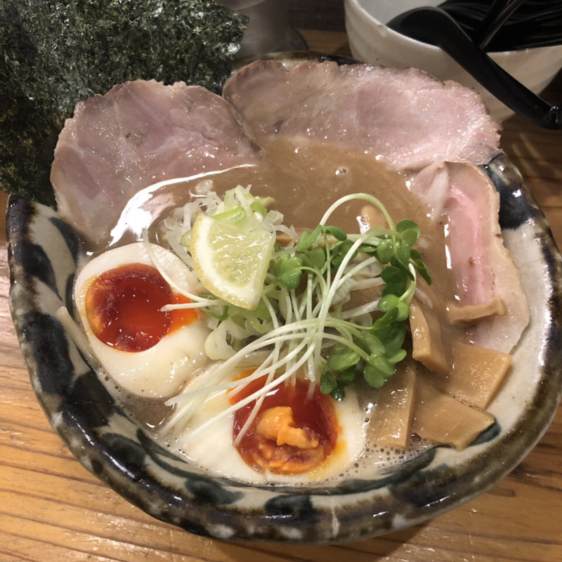 (麺屋 蝉 本店)