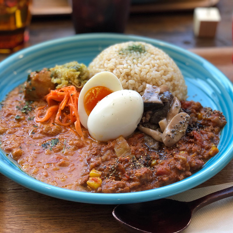 ハーフ＆ハーフ アチャールのせ(マテリアル カフェ （Material cafe）)