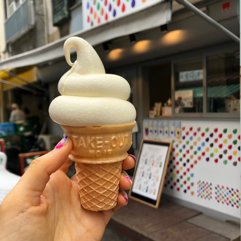 北海道ソフトクリーム(築地果汁創作所)