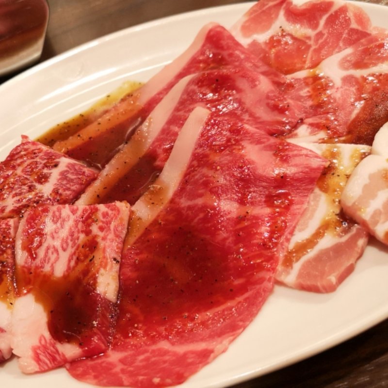 特上白黒定食(白か黒)