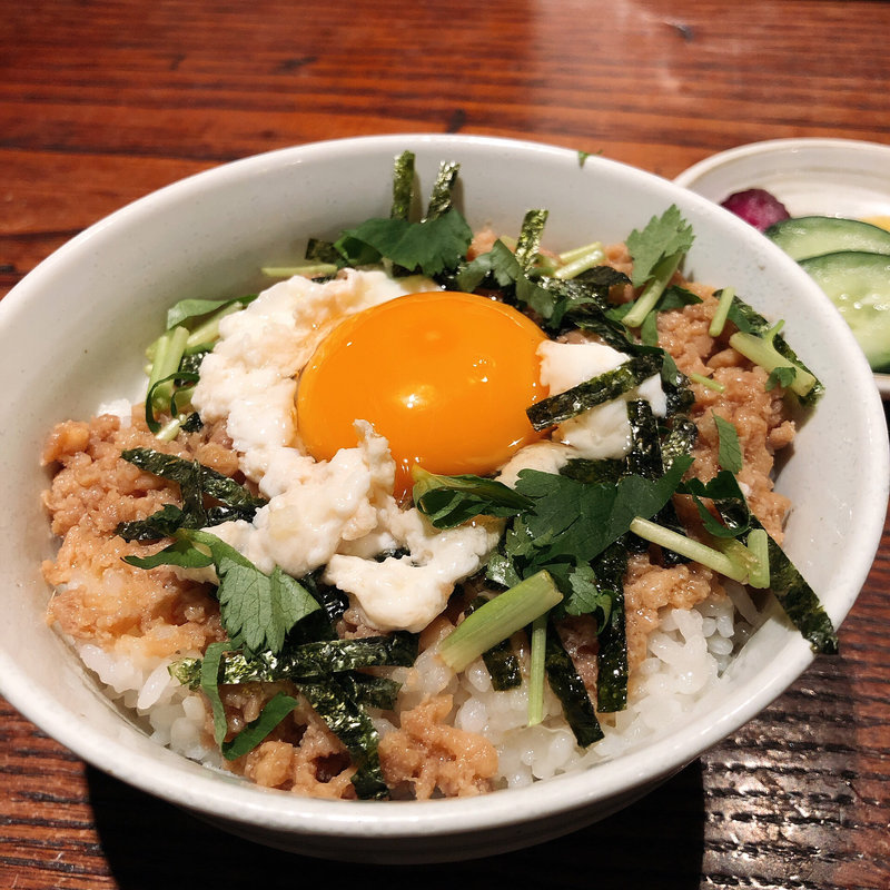 そぼろごはん(よし鳥)