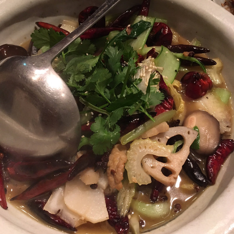 国産牛ロースと野菜の唐辛子煮(辰春)