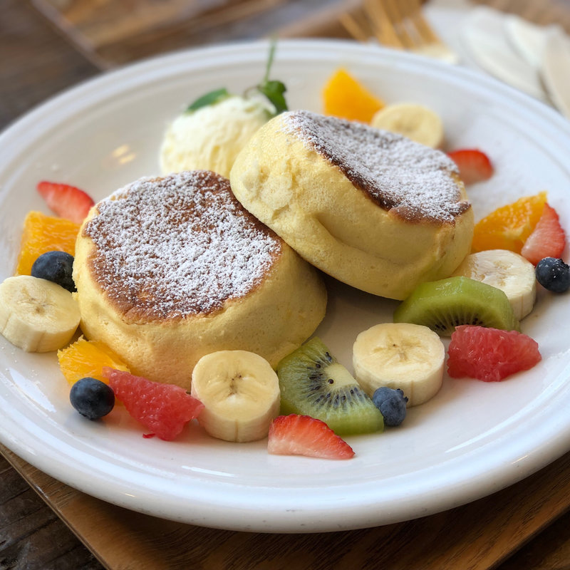 フレッシュフルーツのパンケーキ ダブル(マテリアル カフェ （Material cafe）)
