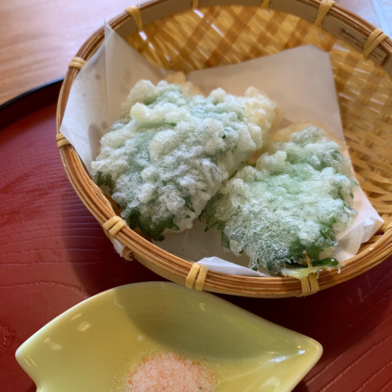 キスの大葉のせ天麩羅 2枚(明日葉 （あしたば）)