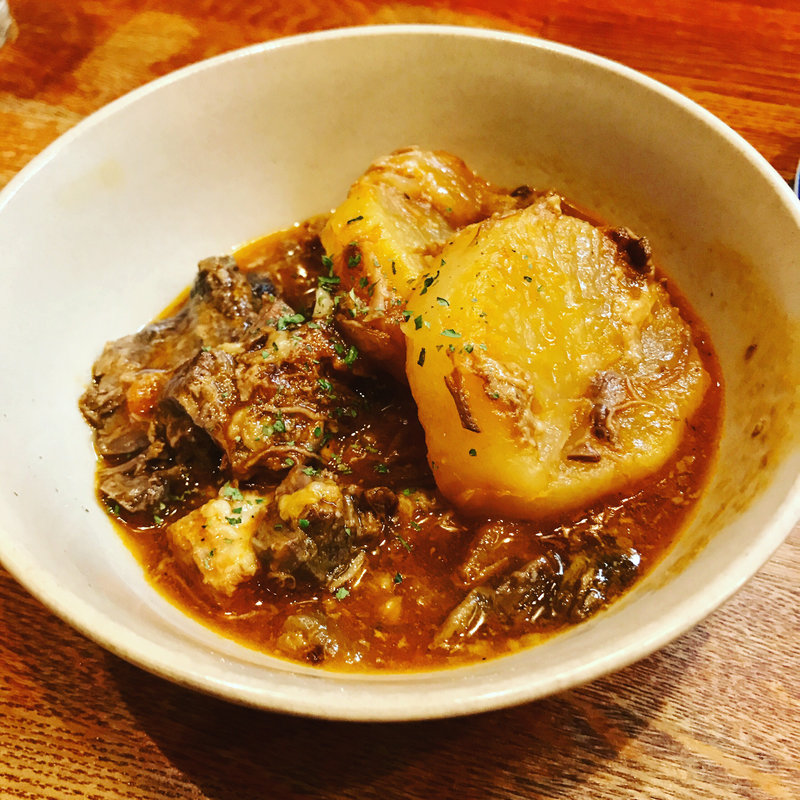 牛スジの特製トマトソース煮込み(ハンバーグレストランまつもと)