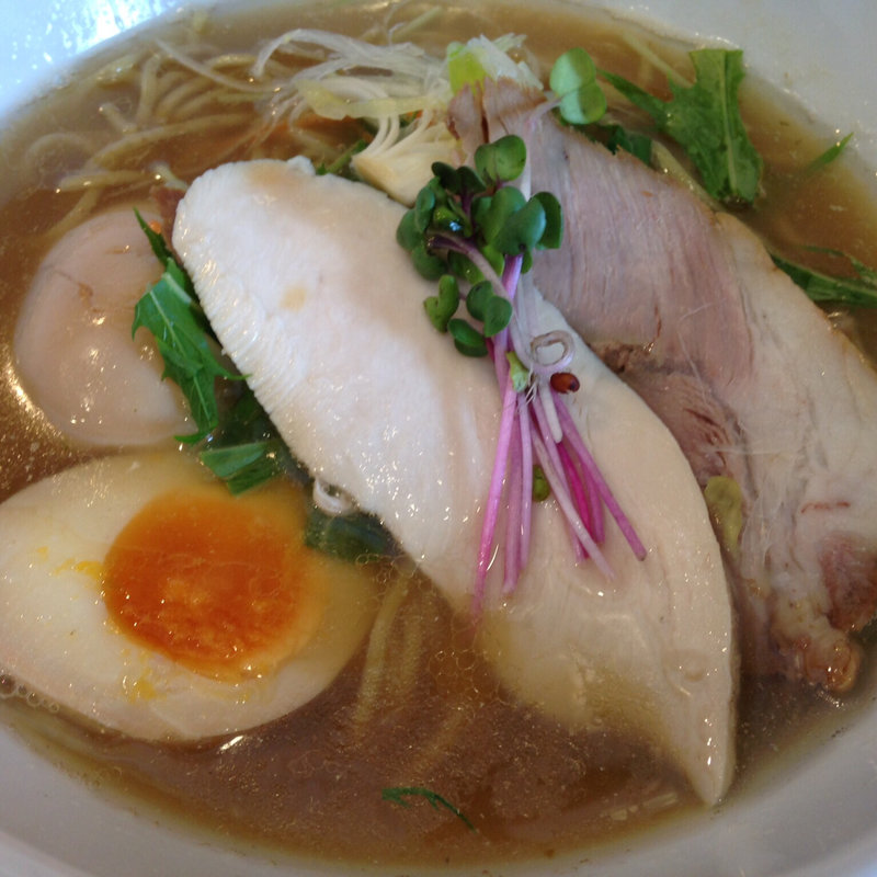 サラダ仕立ての塩ラーメン(桃李路 )