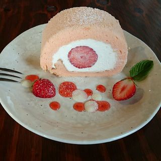 ロールケーキ(トンボカフェ)