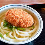 コロッケうどん（かけ+コロッケ）(上野製麺所 )