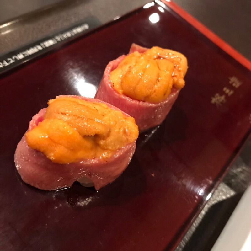 ウニの牛肉軍艦(格之進R （かくのしんあーる）)