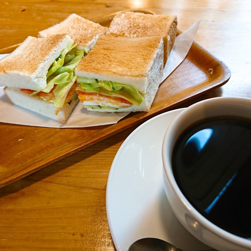 エッグトーストとブレンドコーヒー(ブラジルコーヒー)