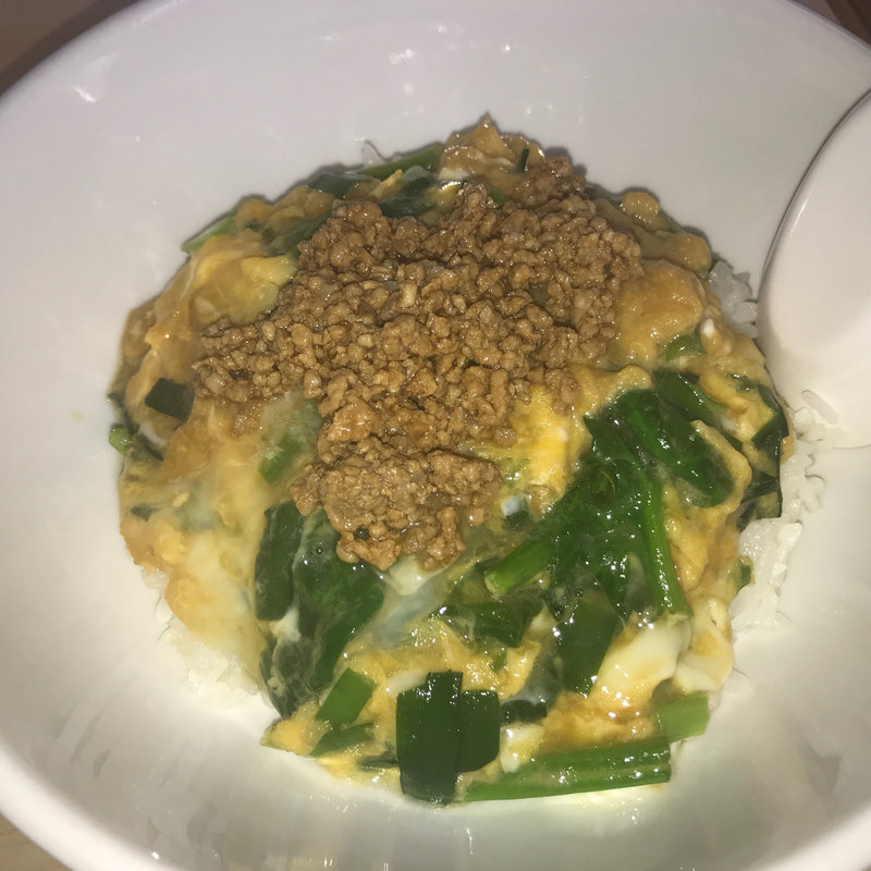 ニラ玉丼(食堂 いしや )