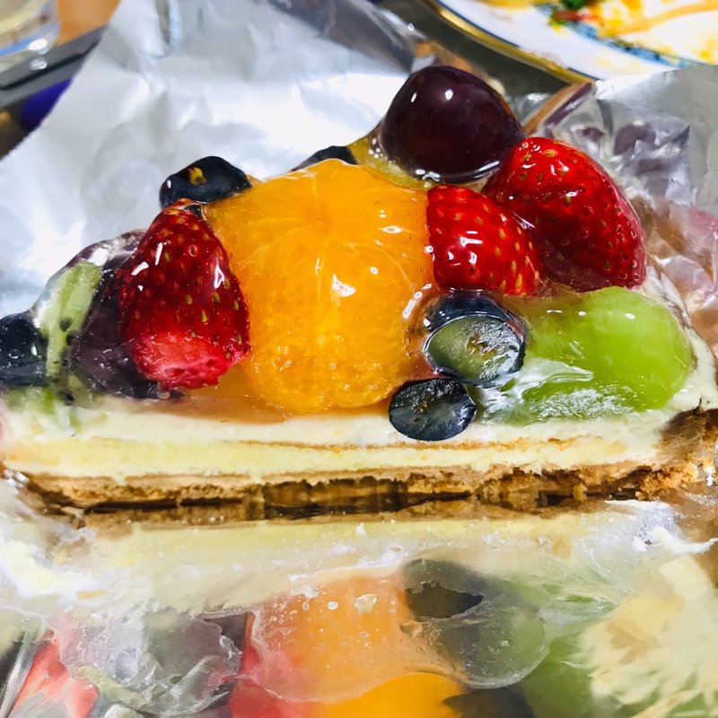 フルーツタルト(カフェ 青山 イオンスタイル新百合ヶ丘店)