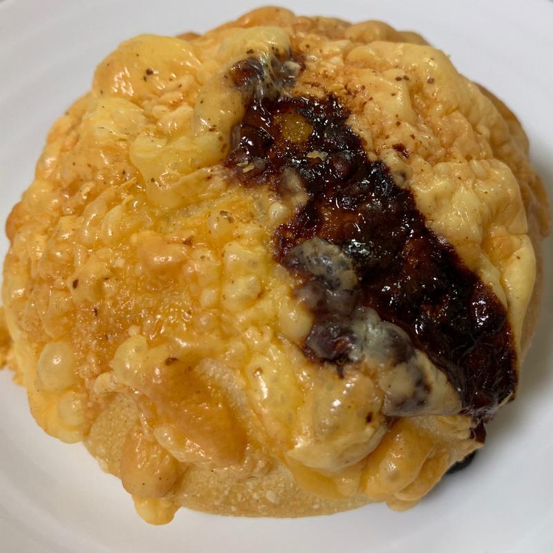 はちみつバターとチーズのフランスパン(イシノウエ)