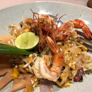 (マンゴツリーカフェ+バー ウィング高輪WEST （mango tree cafe+bar）)