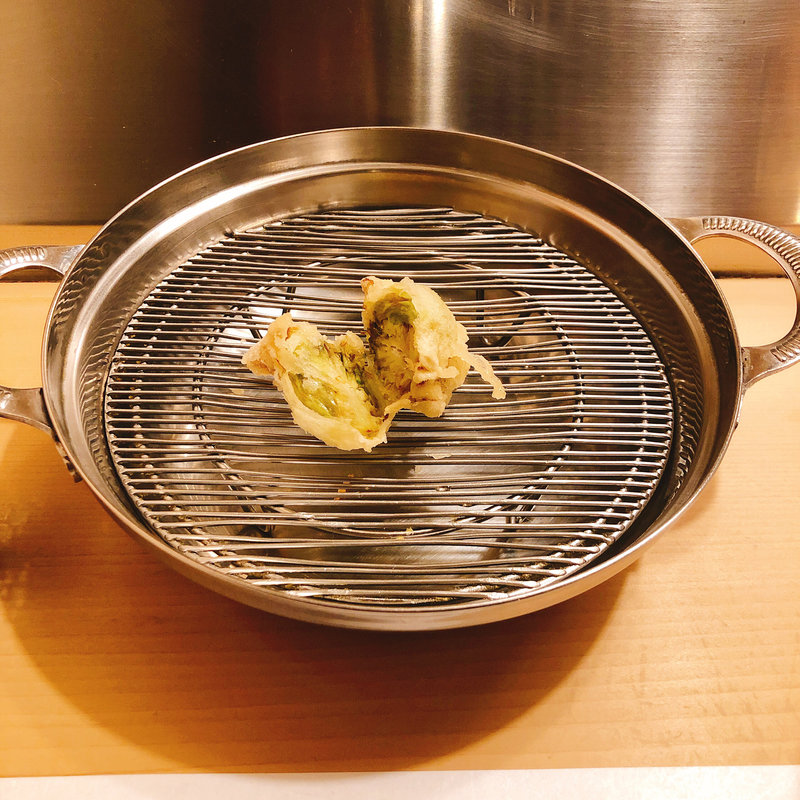 ふきのとう(てんぷらと和食 山の上 本店・御茶ノ水 （やまのうえ）)