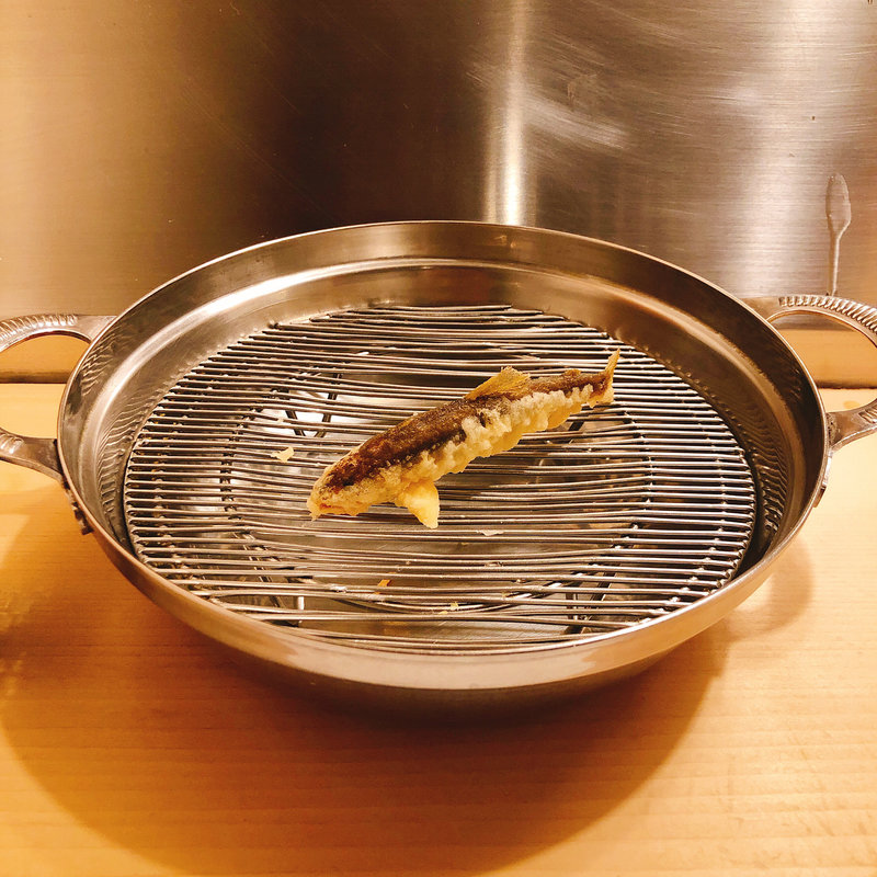 稚鮎(てんぷらと和食 山の上 本店・御茶ノ水 （やまのうえ）)