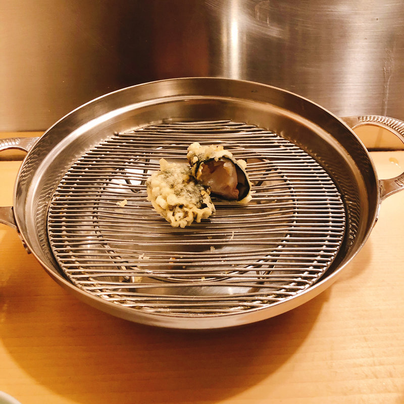 蛤(てんぷらと和食 山の上 本店・御茶ノ水 （やまのうえ）)