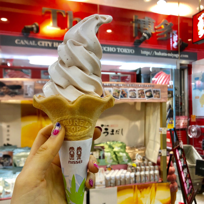 あまおうソフトクリーム(ザ・博多 有楽町店)