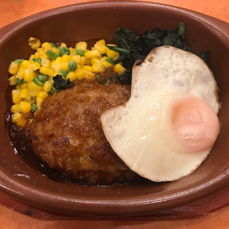 オニオンソースのハンバーグ(サイゼリヤ 小倉駅前あるあるCity店)