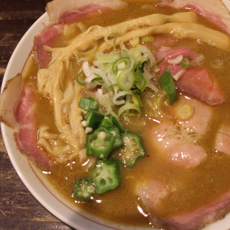 カリーチャーシュー麺(切田製麺 札幌すすきの ラーメン屋)