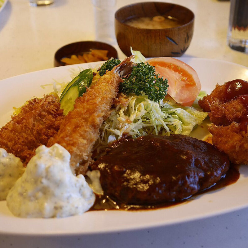 スペシャルランチ(グリルサカエ )