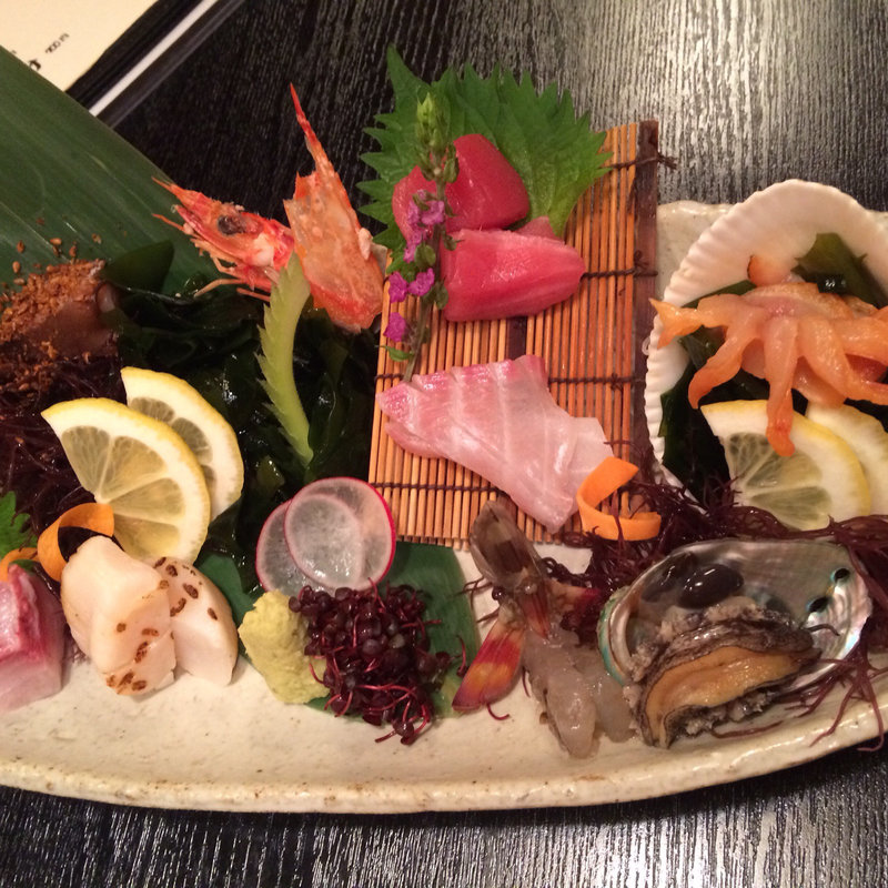 刺身盛り合わせ(博多せいもん払い)