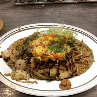 神保町やきそば ソース イカエビ入り(みかさ )