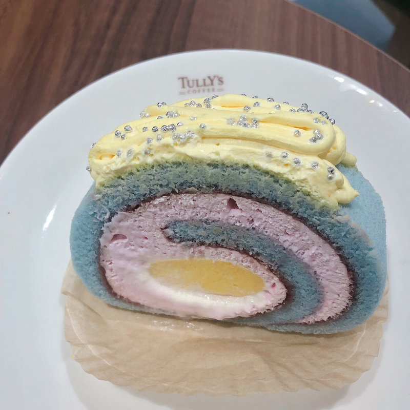 ユニコーン🦄ロールケーキ(タリーズコーヒー 奈良ファミリー店 （TULLY'S COFFEE）)