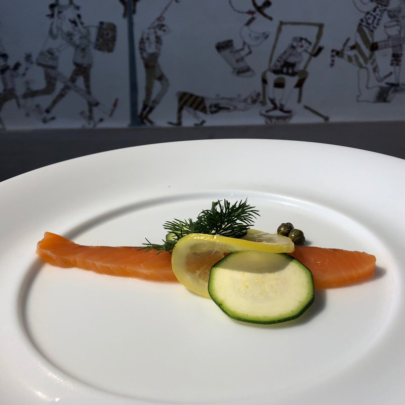 自家製スモークサーモン コンディマンソース  (ハーミットグリーンカフェ)